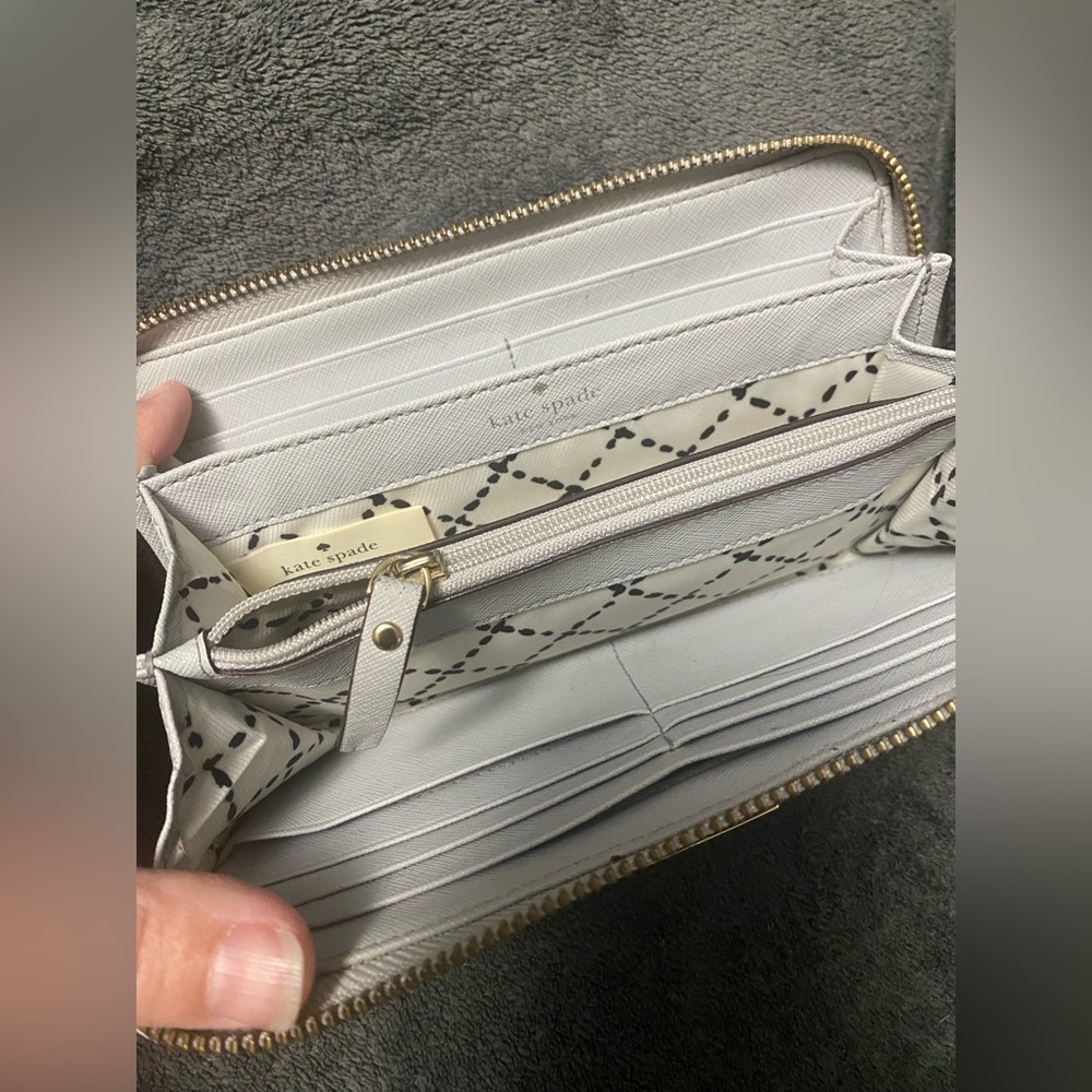 Authentic Kate Spade gray Wallet - Picture 3 of 5